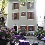 Filoxenia 2* Portariá